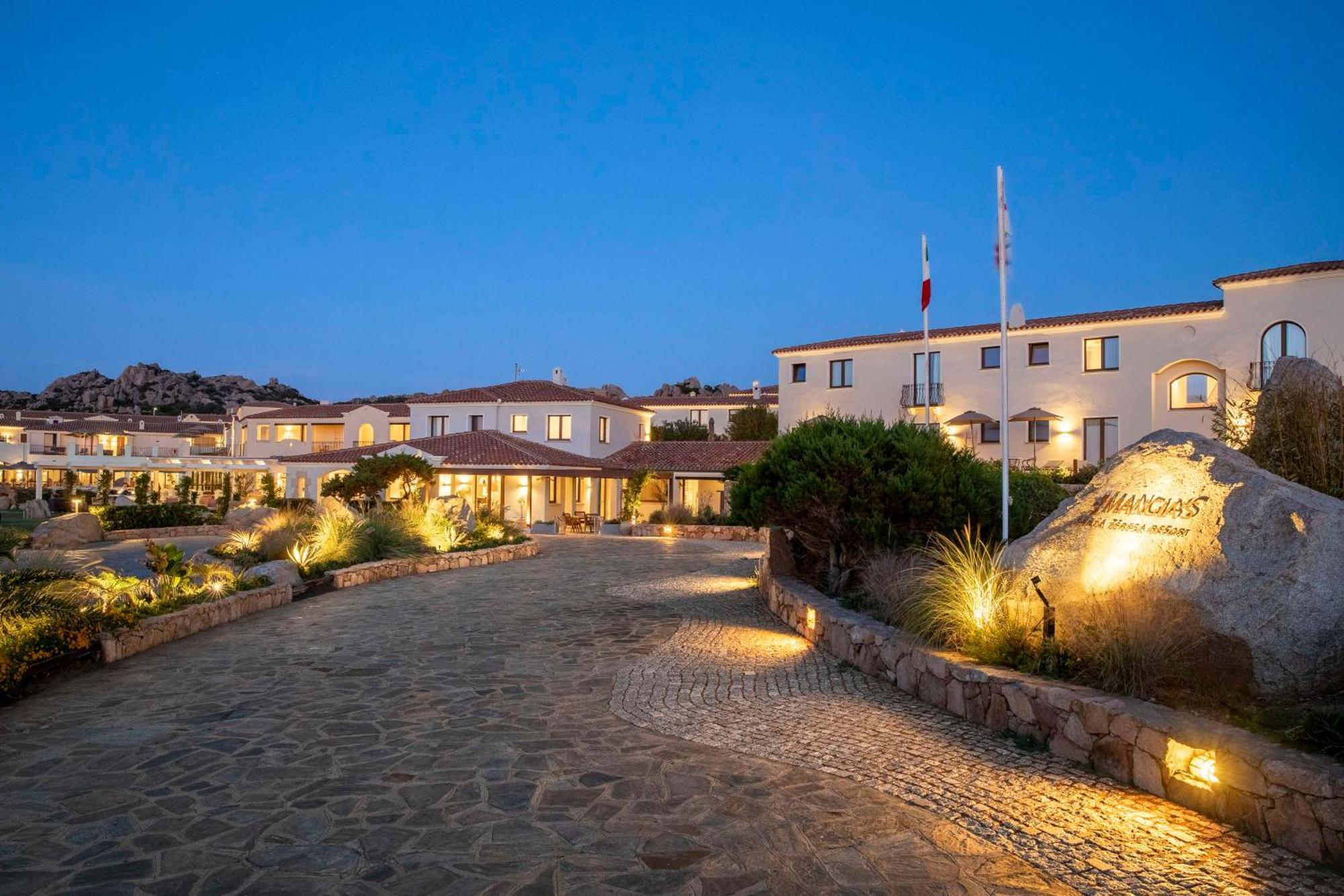 Mangia'S Santa Teresa Sardinia, Curio Collection By Hilton Hotel Santa Teresa Gallura Exterior foto