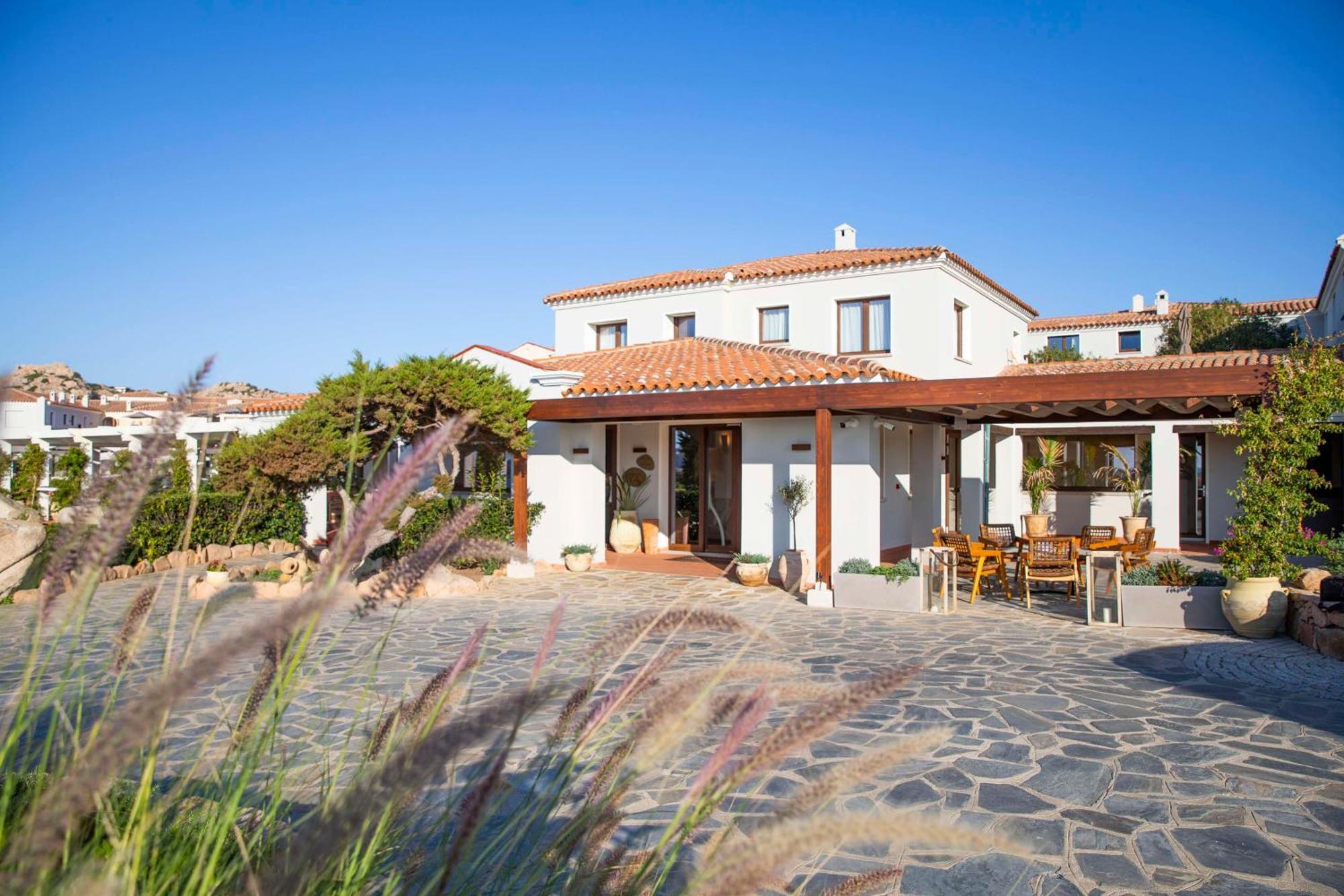 Mangia'S Santa Teresa Sardinia, Curio Collection By Hilton Hotel Santa Teresa Gallura Exterior foto